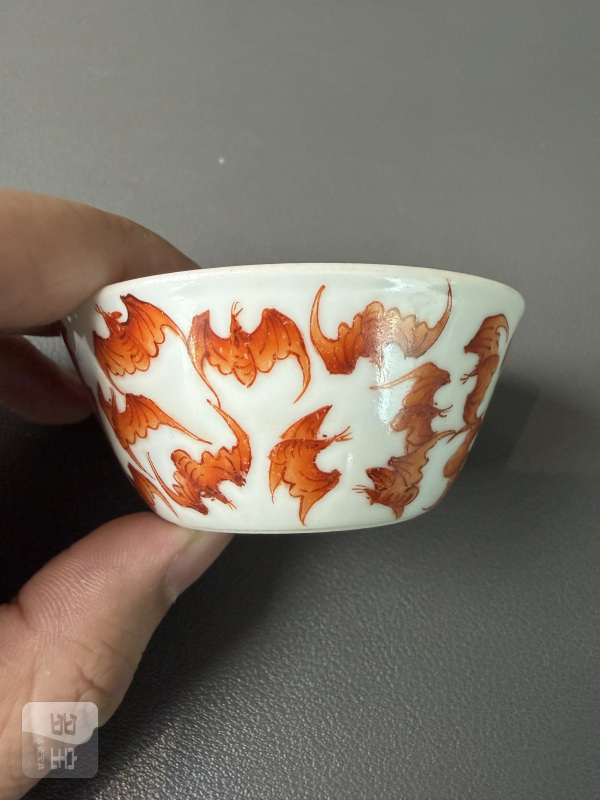 清 矾红百蝠纹套杯一组十件 - 图17